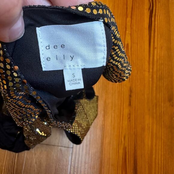 Dee Elly gold sequin plunge neckline tank bodysuit SIZE S - Picture 2 of 5